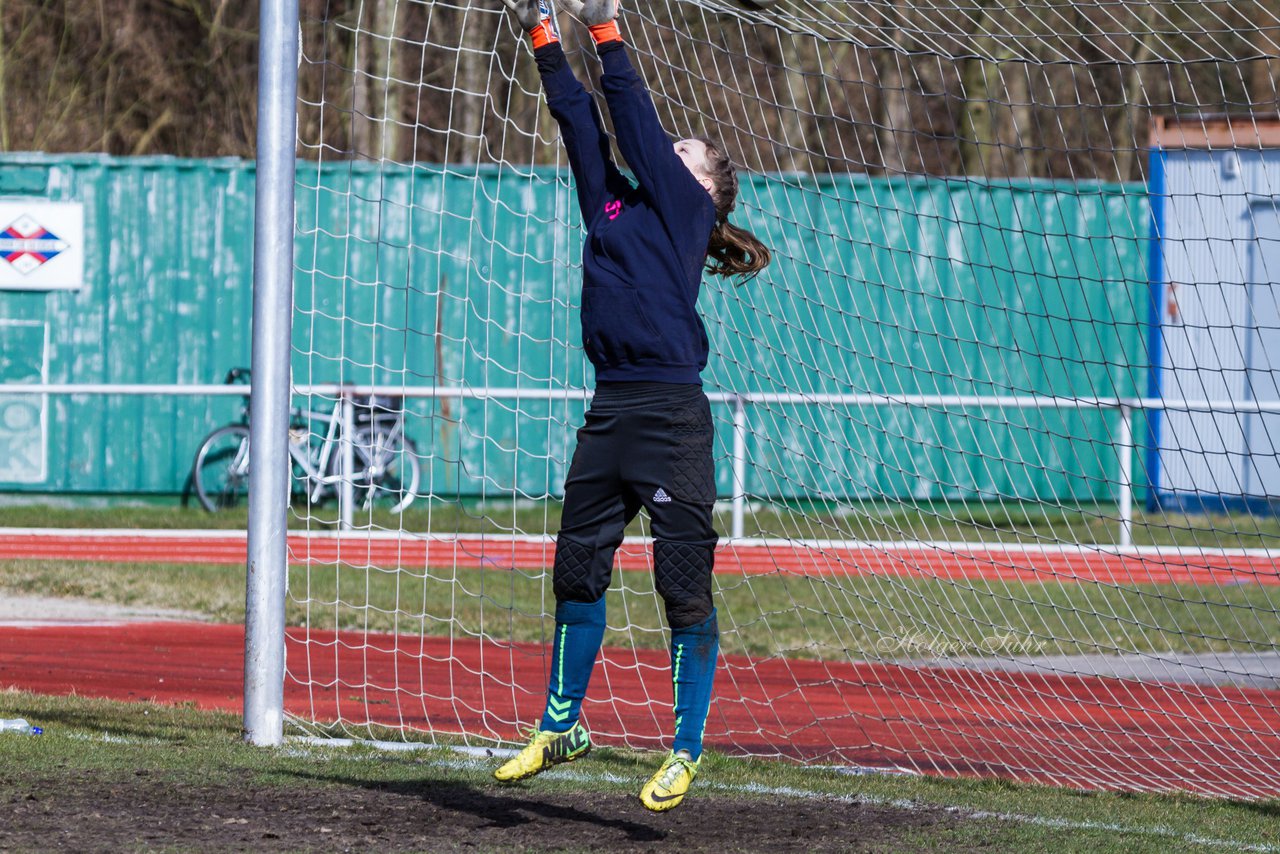 Bild 81 - B-Juniorinnen VfL Oldesloe - Krummesser SV _ Ergebnis: 4:0